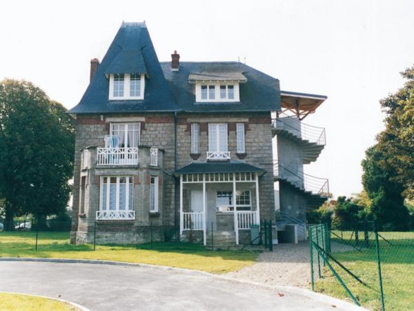 RESIDENCE DU CEDRE AU PLESSIS BELLEVILLE (281)