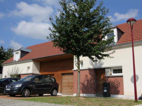 RESIDENCE LES ONGRES - BREUIL LE SEC (413)