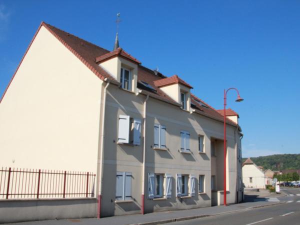 RUE DU GENERAL DE GAULLE - SACY LE GRAND (415)