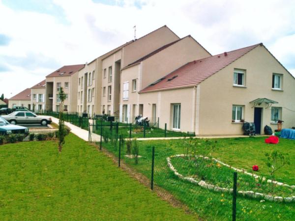 RESIDENCE LES LILAS AU PLESSIS BELLEVILL (276)