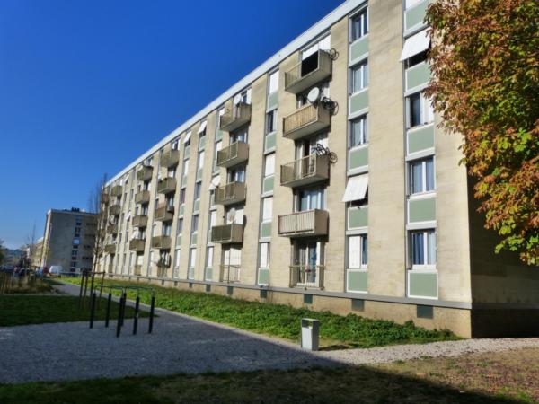 1 au 5 RUE PHILEAS LEBESGUES - CREIL (049-01)